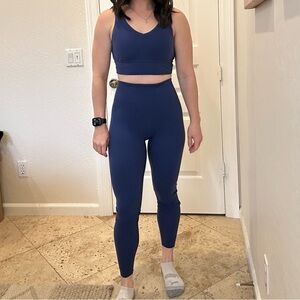 Buff bunny matching set (leggings + bra)